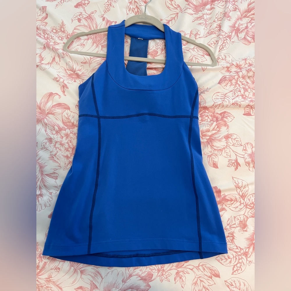 Lululemon size 6 tank with built in bra